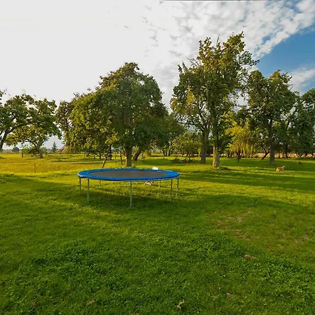 Spacious Vacation With A Garden View Walow