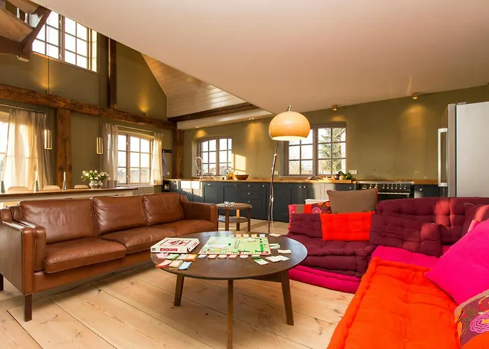 Spacious Vacation With A Garden View Dom wakacyjny