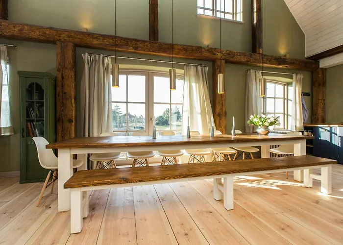 Spacious Vacation With A Garden View * Walow