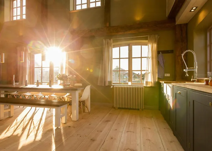 Spacious Vacation With A Garden View Dom wakacyjny Walow